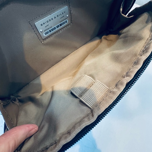 Briggs & Riley Navy/Black Large Cargo Backpack Lifetime Guarantee | NWOT - Picture 13 of 16